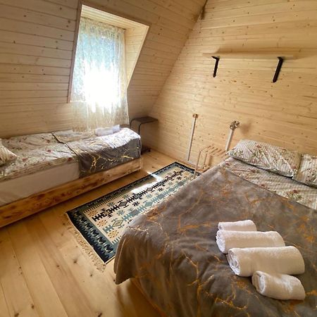 Guesthouse Venera เมสเตีย ภายนอก รูปภาพ