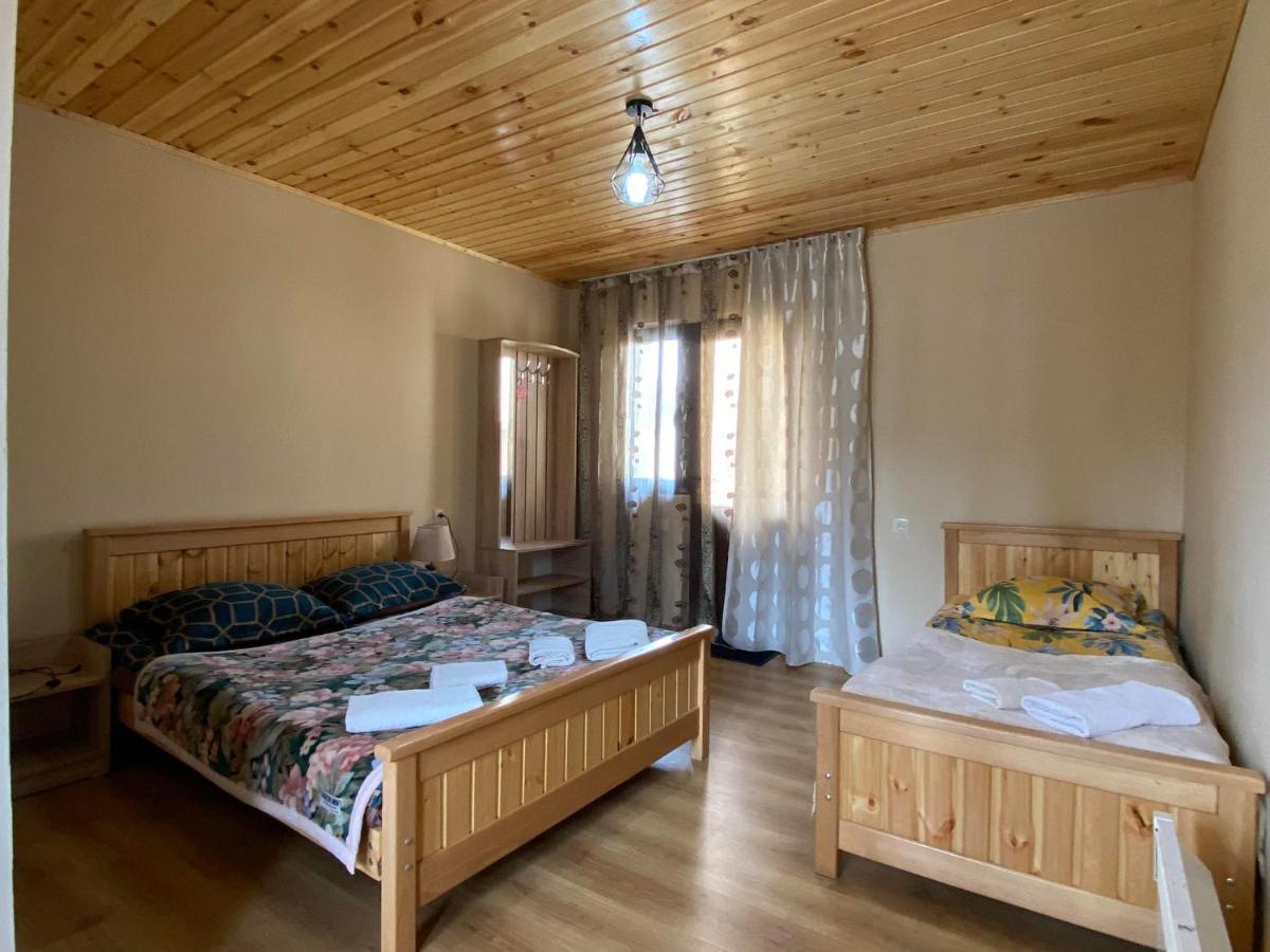 Guesthouse Venera เมสเตีย ภายนอก รูปภาพ