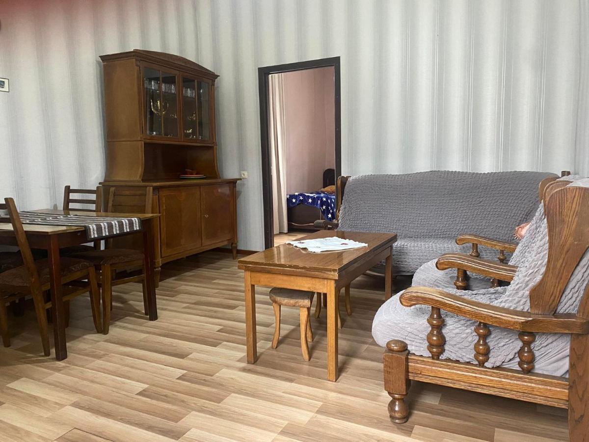 Guesthouse Venera เมสเตีย ภายนอก รูปภาพ