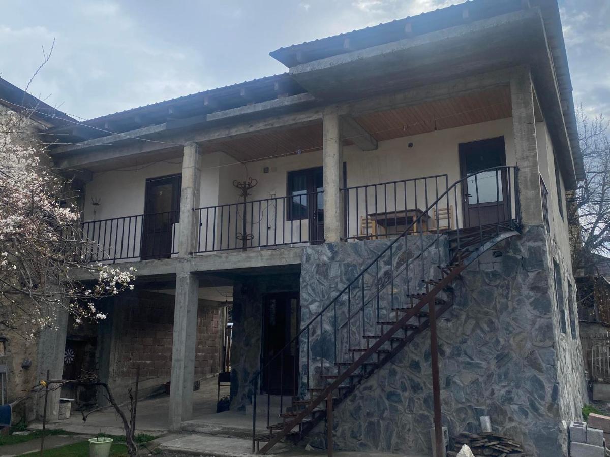 Guesthouse Venera เมสเตีย ภายนอก รูปภาพ
