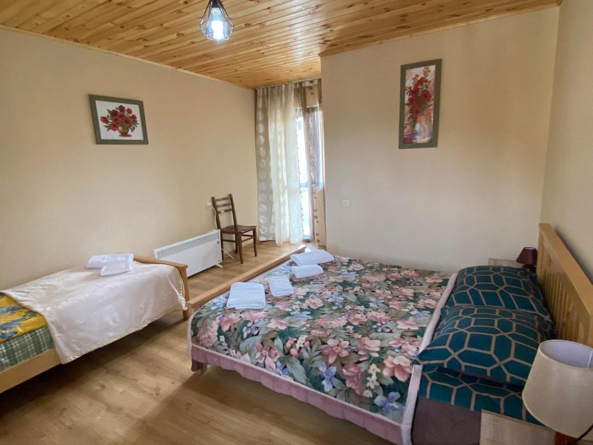 Guesthouse Venera เมสเตีย ภายนอก รูปภาพ