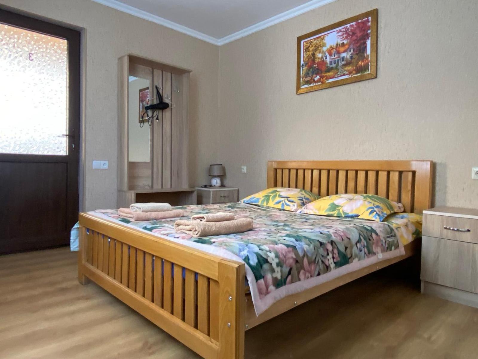 Guesthouse Venera เมสเตีย ภายนอก รูปภาพ